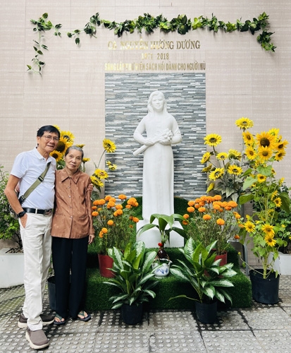 Bác Ân - và cô Ngọc.jpg
